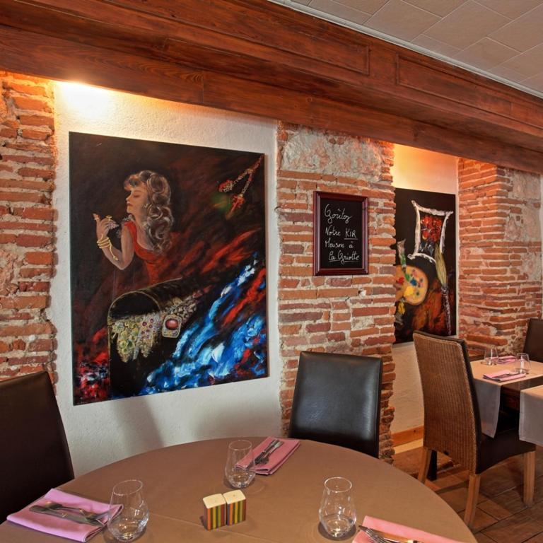 Logis Hotel - Les Pasteliers Lavaur  Esterno foto